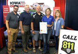 Governor Reynolds signs 811 Day in Iowa proclamation at Iowa State Fair
