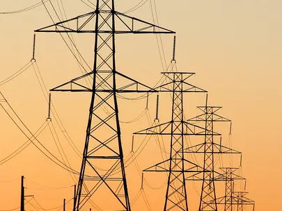 High voltage electric transmission lines